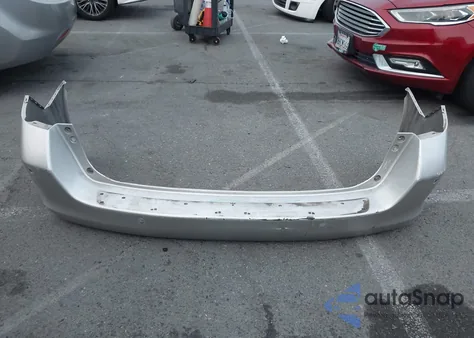 2006 Honda Odyssey Touring z USA, uszkodzony, nr VIN 5FNRL38846B045009